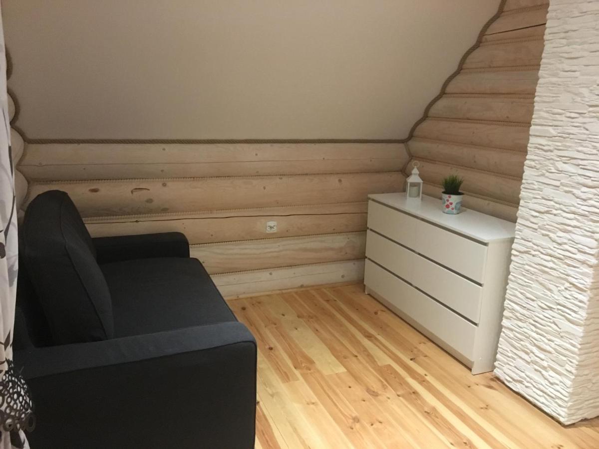 Dom Wakacyjny Zloto Polnocy Na Wylacznosc, Parking, Plac Zabaw, Tarasy Karwieńskie Błoto Dış mekan fotoğraf